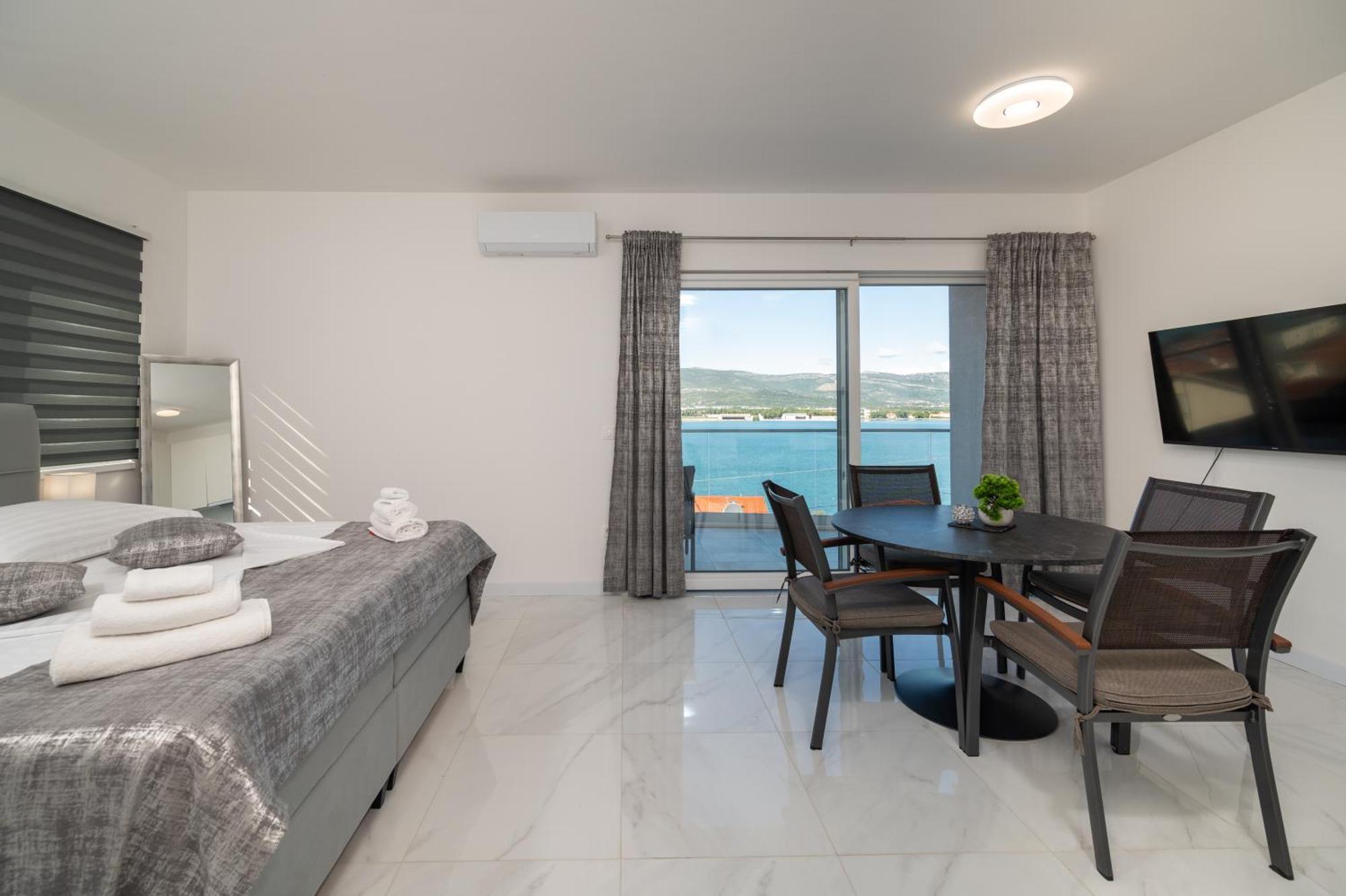 Apartments Filipo Trogir Exterior photo