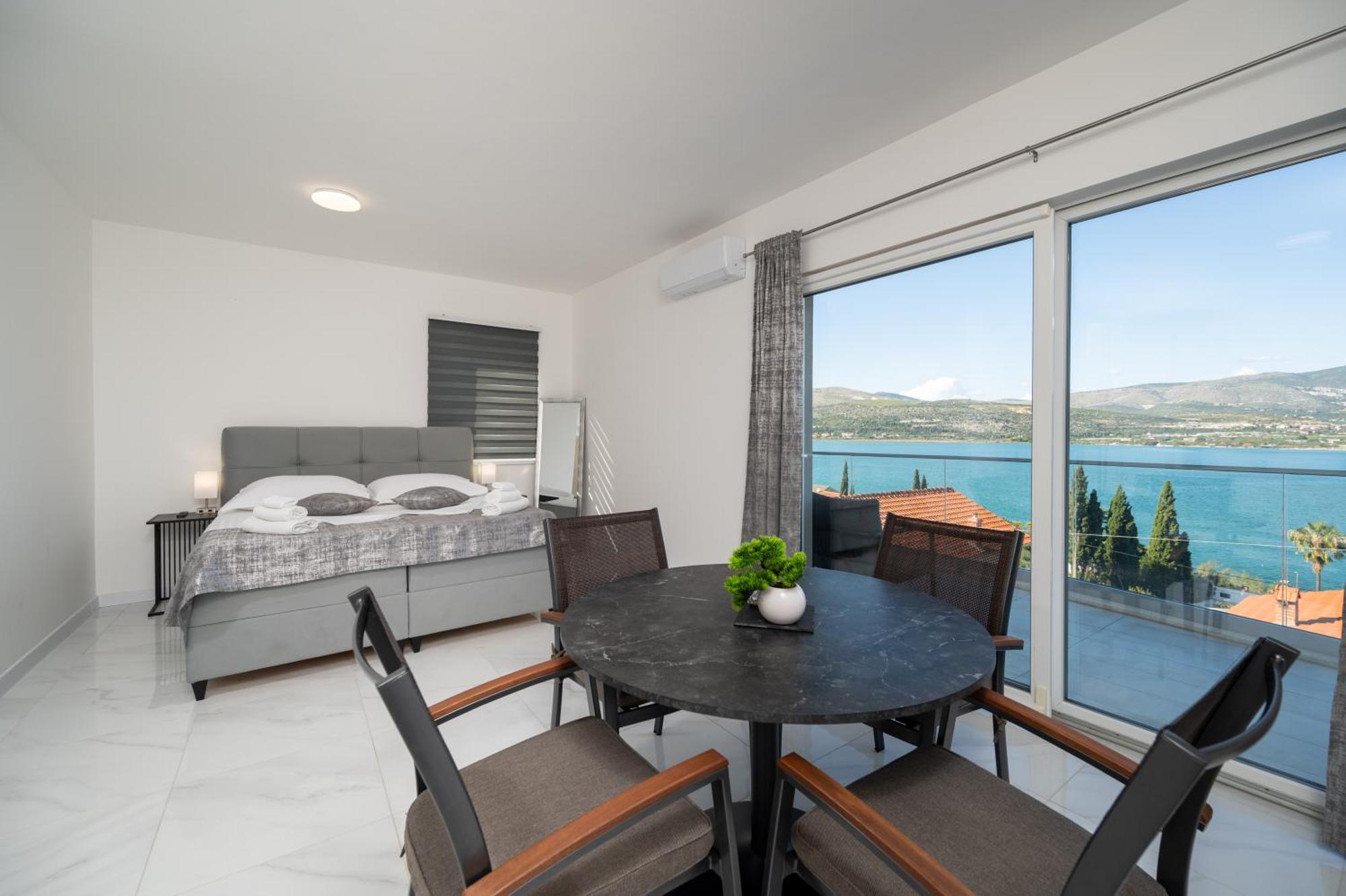 Apartments Filipo Trogir Exterior photo