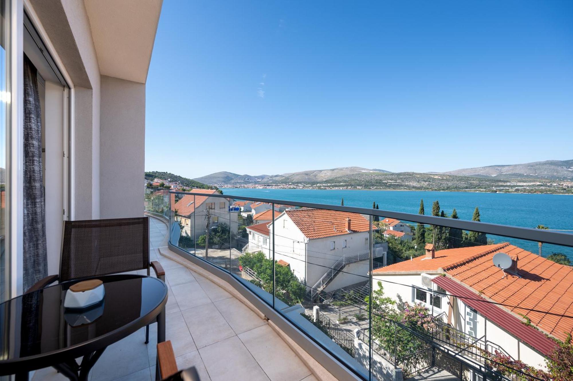 Apartments Filipo Trogir Exterior photo